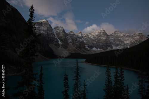 Moraine Lake Canada Banff National Park Sunrise