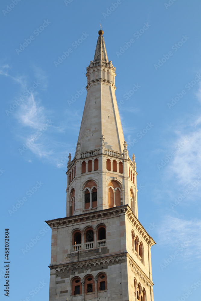 Tower of Ghirlandina (Garland), Modena, Emilia-Romagna, Italy, romanesque architecture