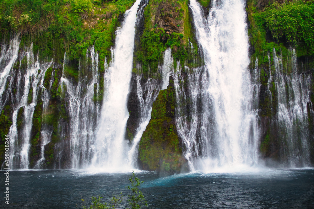 Fototapeta premium Burney Falls is a waterfall on Burney Creek, within McArthur-Burney Falls Memorial State Park, in Shasta County, California