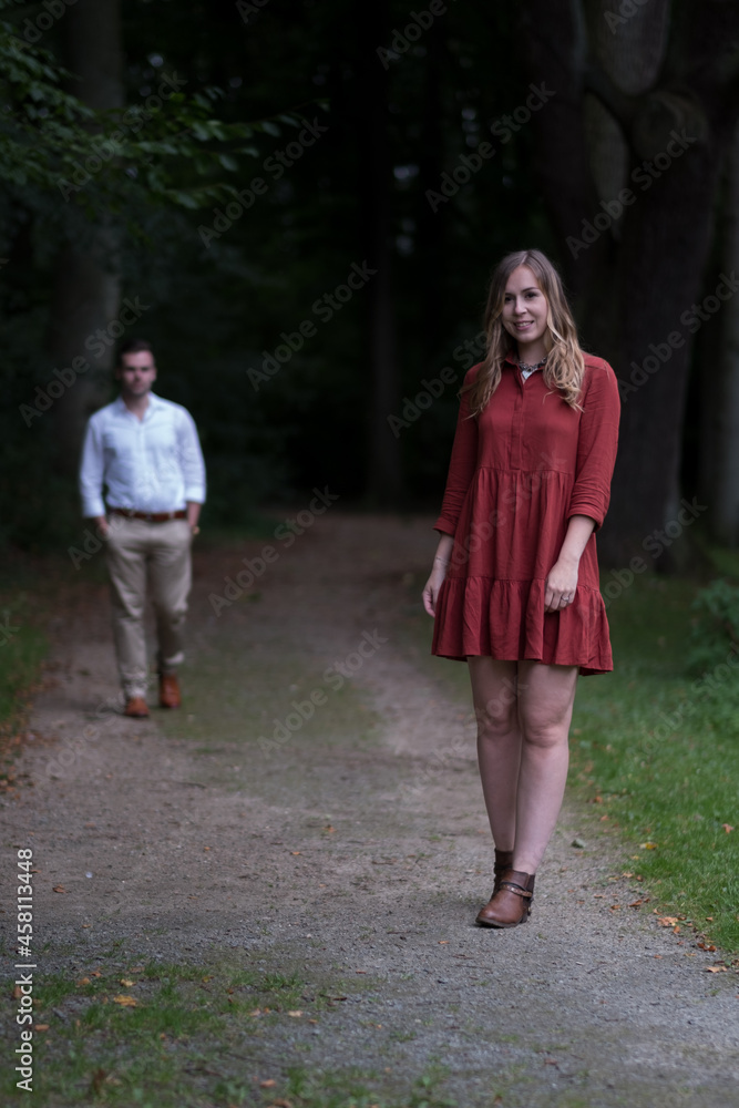 Fototapeta premium Treffen am Waldrand