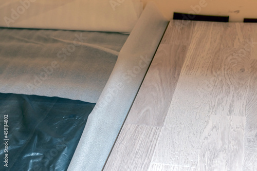 laying laminate on a substrate and waterproofing when renovating a house