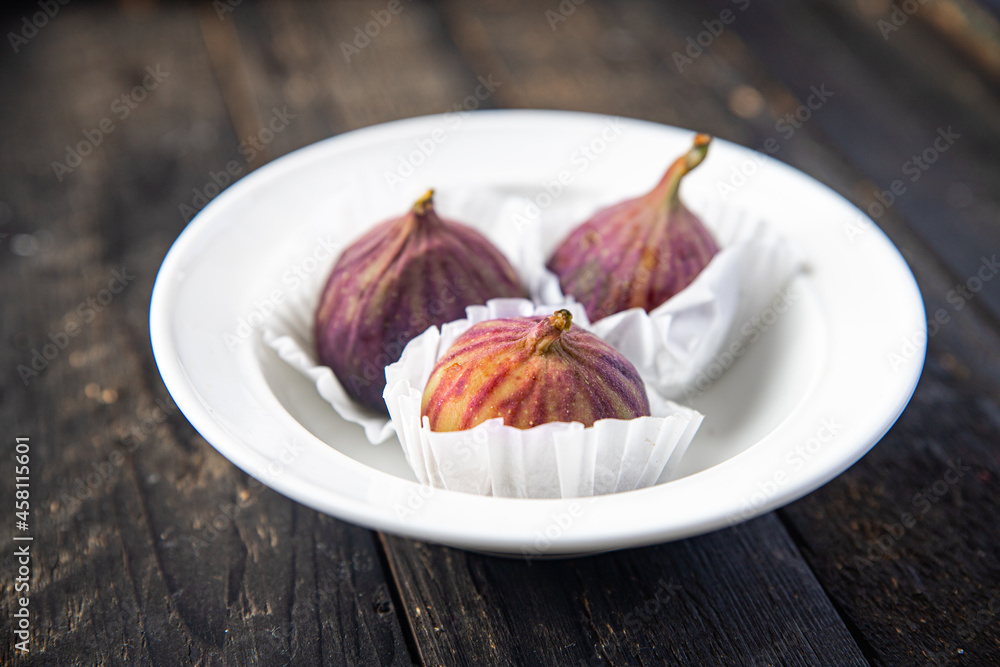 figs fresh ripe fruit fresh portion ready to eat meal snack on the table copy space food background rustic. top view keto or paleo diet veggie vegan or vegetarian food figs fresh ripe fruit fresh portion ready to eat meal snack on the table copy space food background rustic. top view keto or paleo diet veggie vegan or vegetarian food