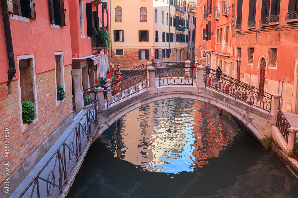 Wenecja, kanały - obrazy, fototapety, plakaty 