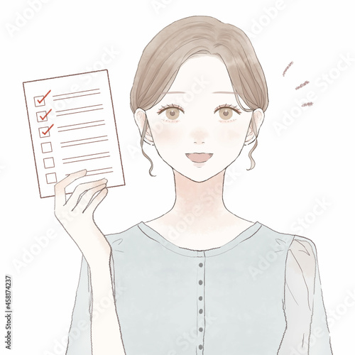 チェックリストを持つ女性