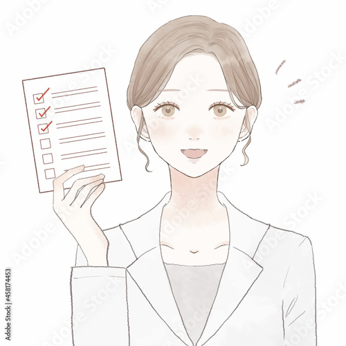チェックリストを持つ白衣を着た女