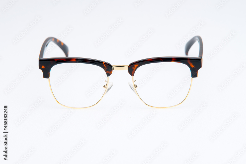 Fototapeta premium The two tone frames fashion sunglasses on white background.