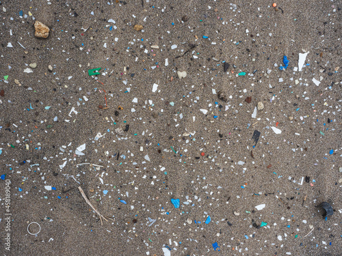 Microplásticos en pla playa