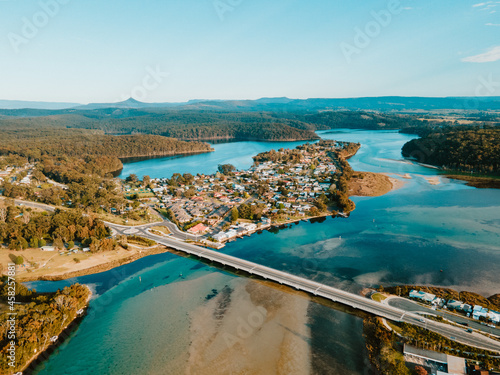 Tableau sur toile Burrill Lake bridge, South Coast, NSW, Australia