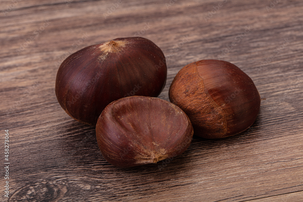 Fototapeta premium Organic natural sweet Chestnut heap