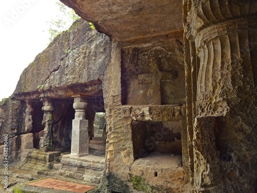 8th century mandapeshwar caves mumbai maharashtra