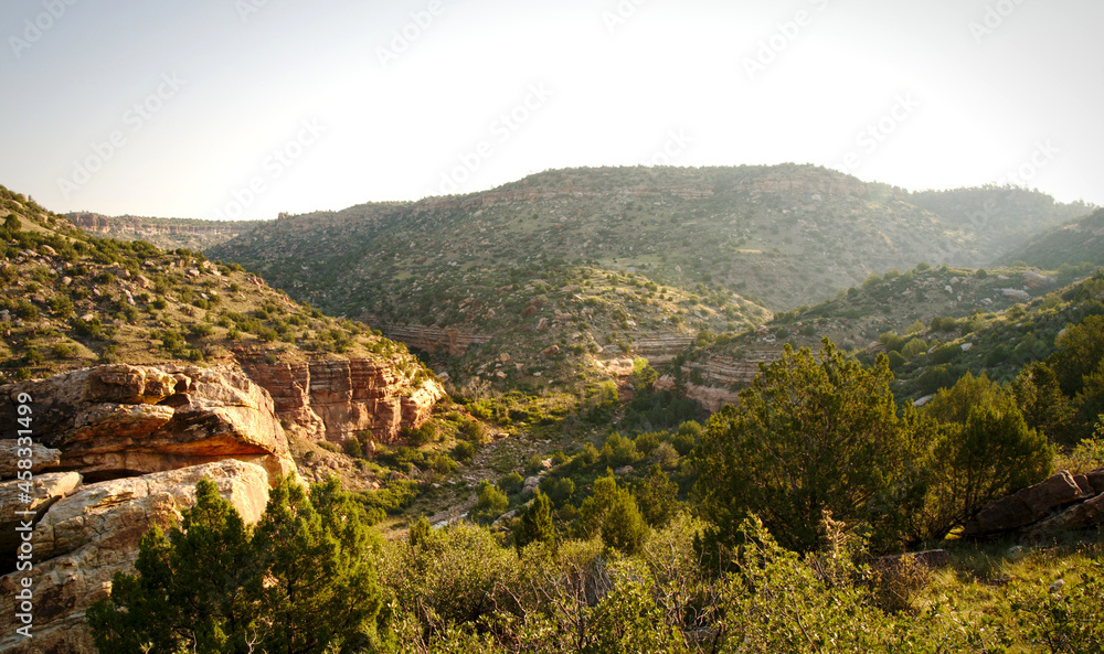 Fototapeta premium Sunrise over Mills Canyon in New Mexico