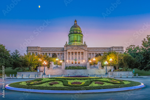 Illuminated Kentucky State Capitol with Green lit dome.