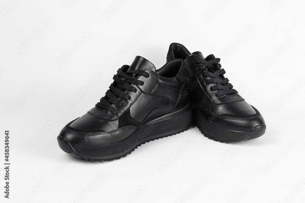Leather elegant, classic sports shoes for women, for the cool season, these shoes are waterproof and it is comfortable to walk a lot Leather elegant, classic sports shoes for women, for the cool season, these shoes are waterproof and it is comfortable to walk a lot