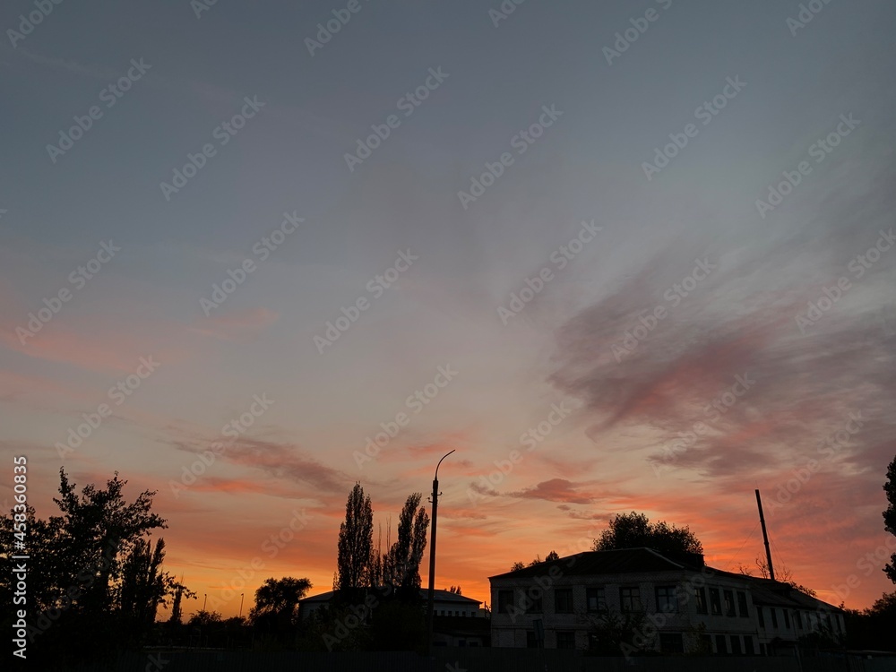 Naklejka premium sunset in the city