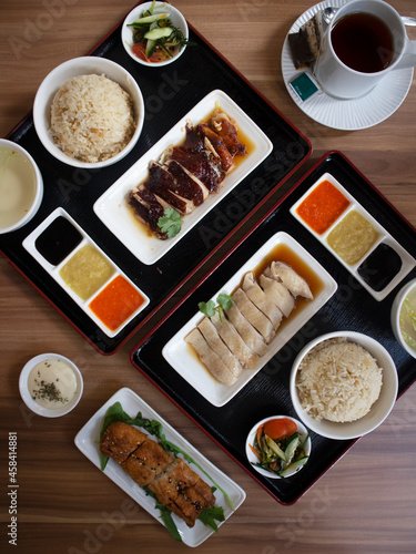 Photography Singapore Chicken Rice Flatlay on Wooden Table