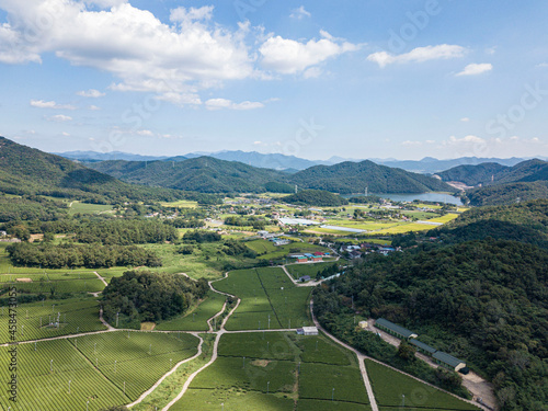 맑은 날 시골 풍경