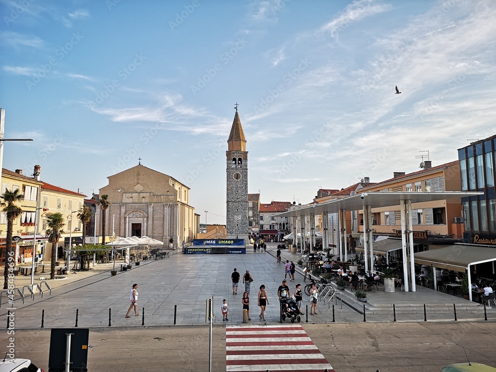 Umag Kroatien, Altstadt, Hafen und Sehenswürdigkeiten StockFoto