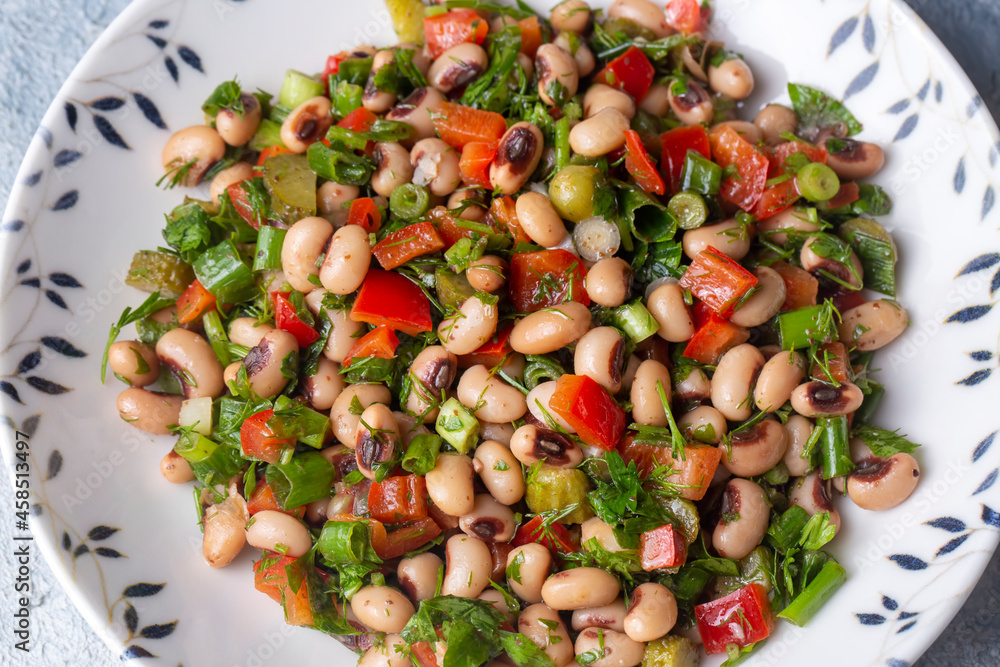 Traditional delicious Turkish food; dried black eyed peas salad (Turkish name; kuru borulce salatasi) Traditional delicious Turkish food; dried black eyed peas salad (Turkish name; kuru borulce salatasi)