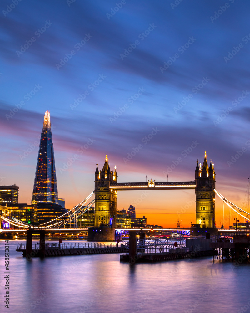 Naklejka premium Tower Bridge and the Shard in London, UK