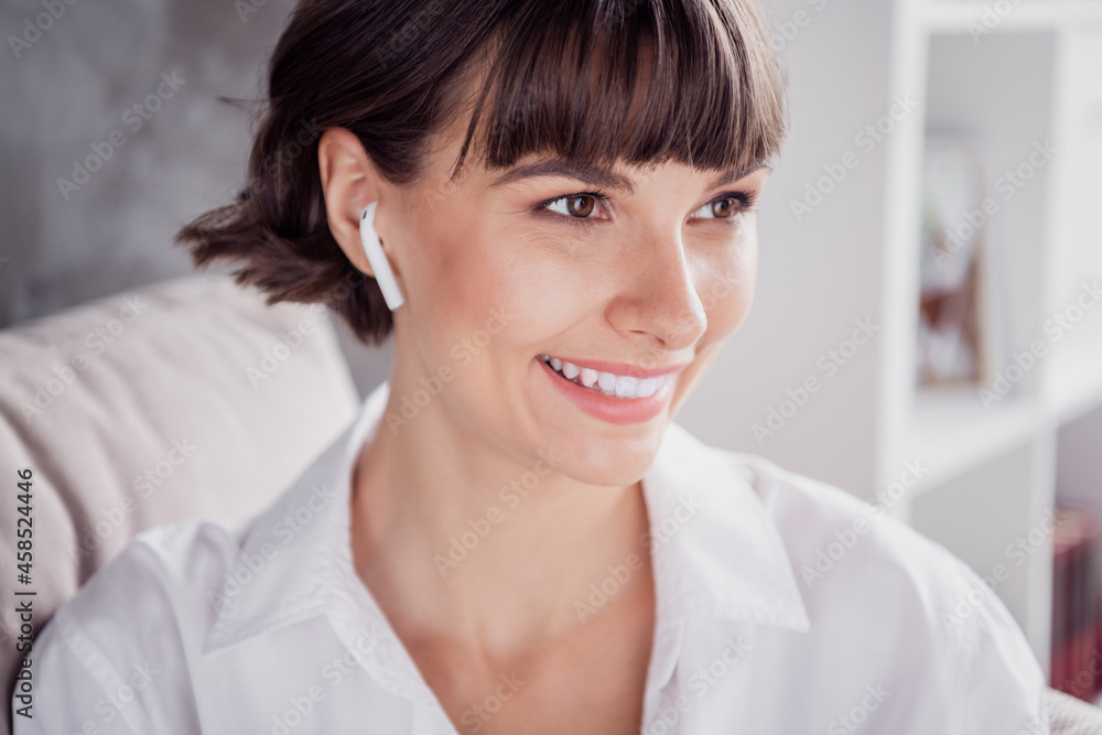 Photo of cheerful happy positive charming woman look dream enjoy headphones inside house home apartment Photo of cheerful happy positive charming woman look dream enjoy headphones inside house home apartment