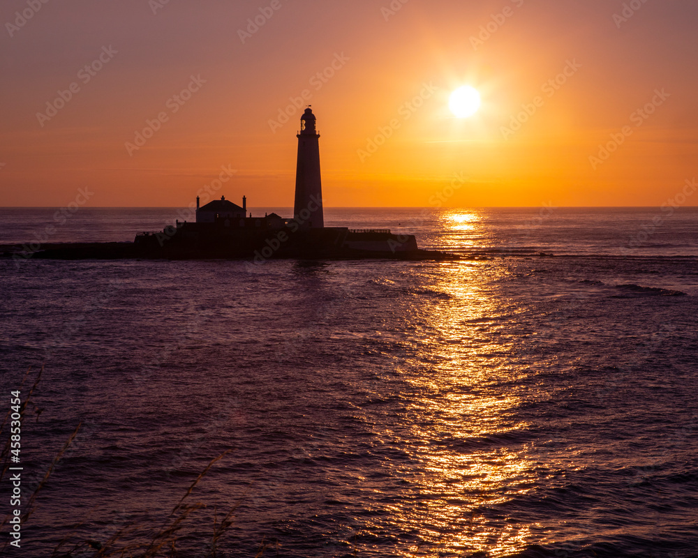 Sunrise at St. Marys Lighthouse in Northumberland, UK