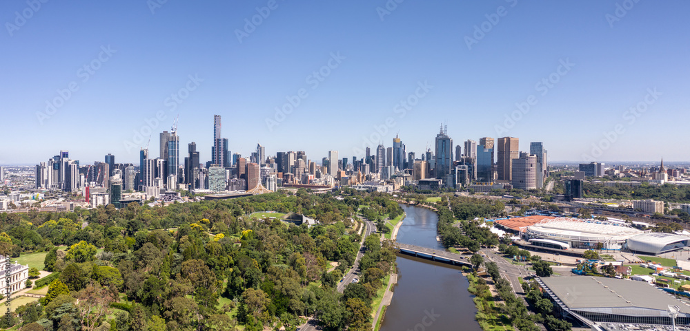 Obraz premium Melbourne City Skyline Australia in the Summer