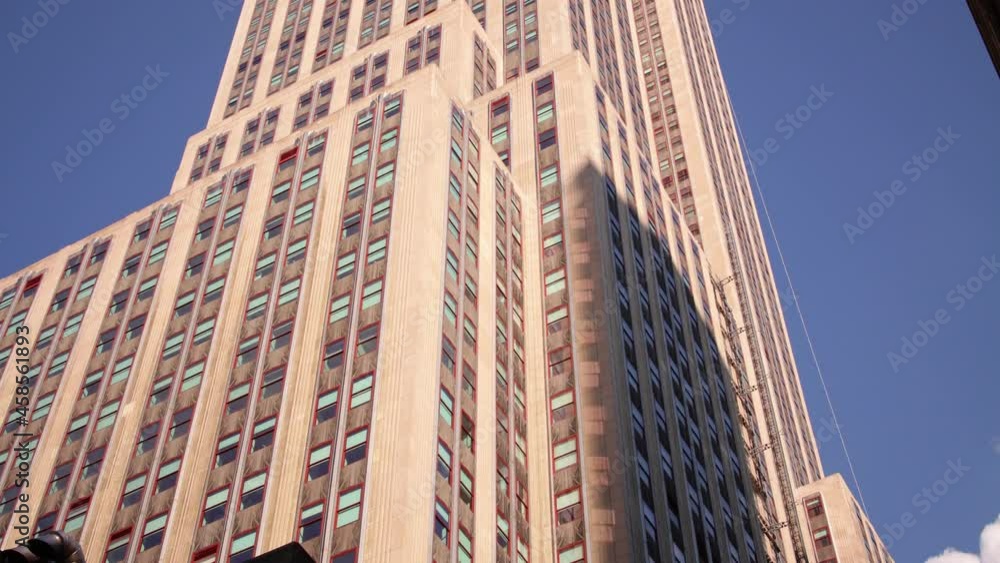 blue sky sunny empire state building 4k timelapse ny blue sky sunny empire state building 4k timelapse ny