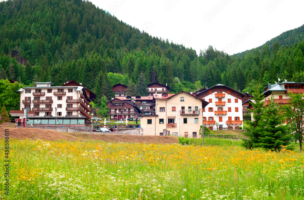 village village