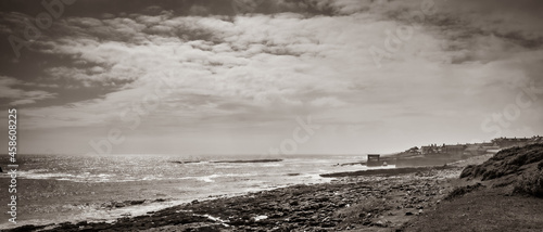 craster coastline photo