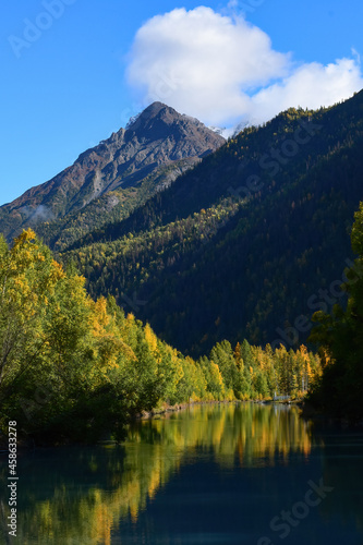 Alaska autumn landscape with mountains and lake