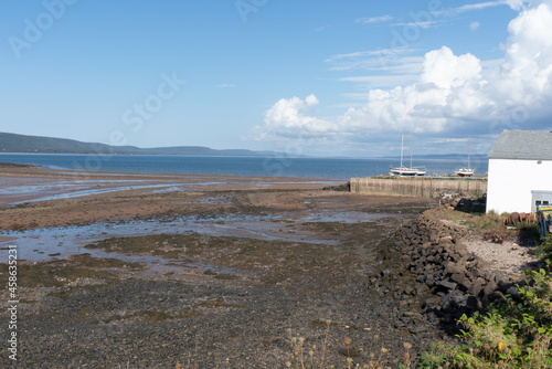 Pull back of the tidal ocean on a landcape