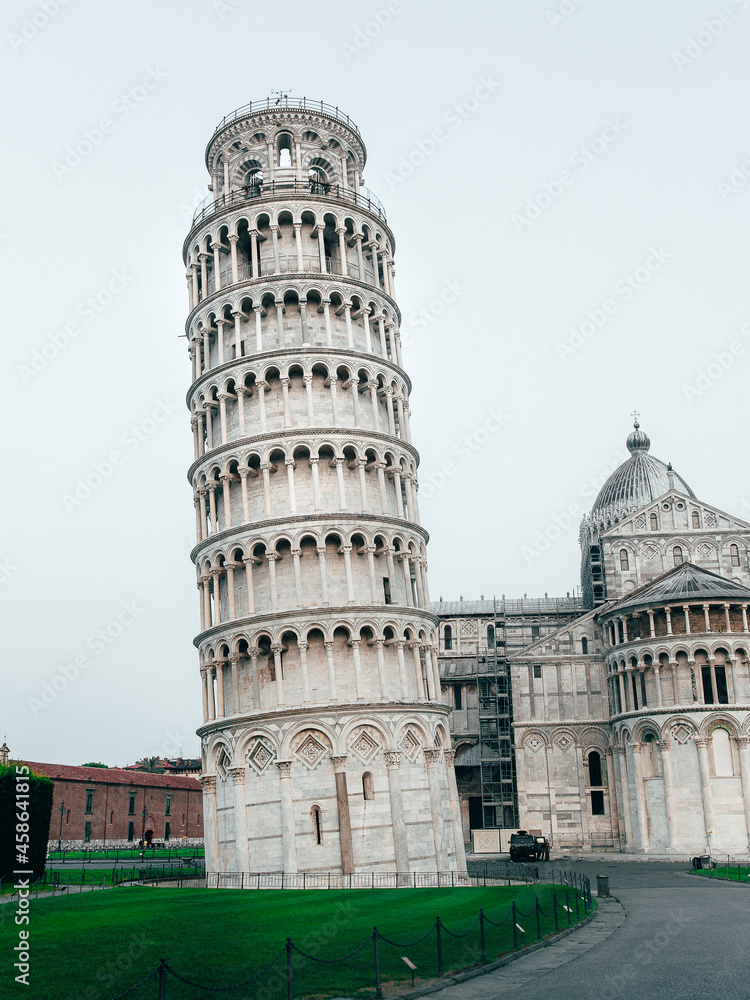 Italy leaning tower of Pisa, tower, italy, black and white, architecture, europe, tuscany, travel, landmark, famous, building, tourism, italian, cathedral, monument, tourist, leaning tower