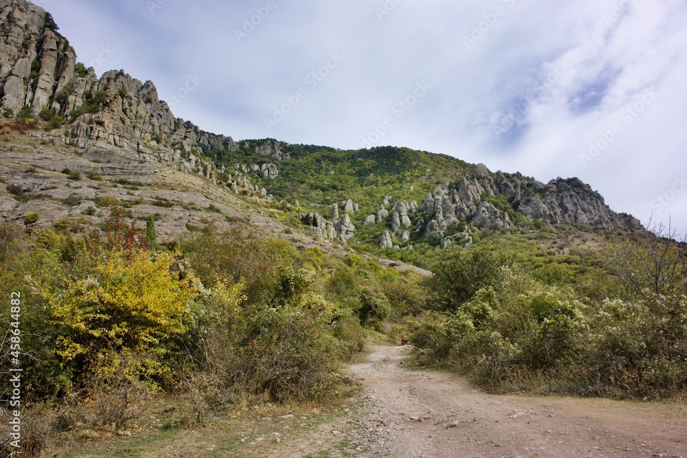 Naklejka premium Demerdzhi Ghost Valley