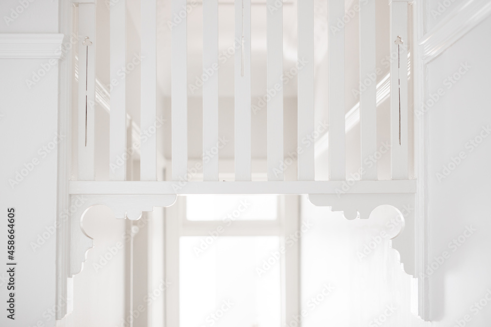 Fototapeta premium white wooden door arch