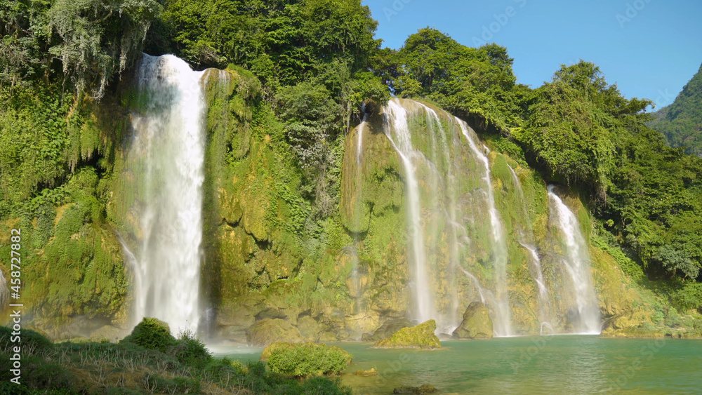 Obraz premium many waterfalls, greenery, beauty, summer