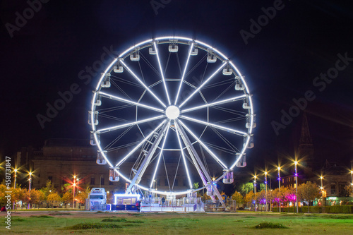 ferris wheel in the night © Martin