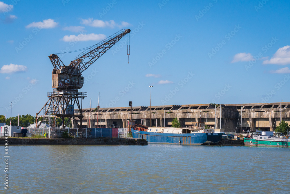 Cityscape of Bordeaux (France)