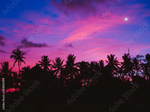 Zachód Słońca Bali © Wodzownik
