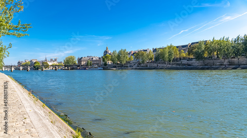 Paris, panorama of the Seine, with the Pont des Arts, the Institut de France and the Notre-Dame cathedral in background 