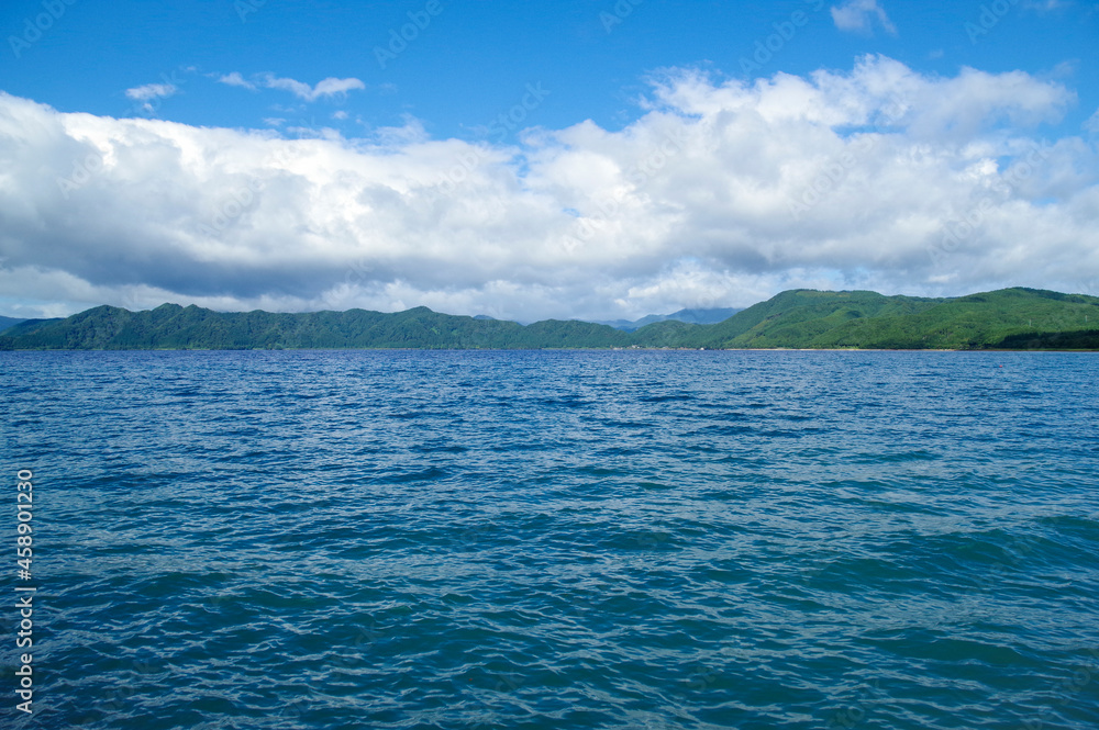 日本で一番の深さを誇る田沢湖