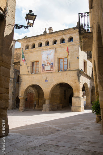 Fototapeta Naklejka Na Ścianę i Meble -  Town Hall in Church Square; Horta de Sant Joan; Tarragona