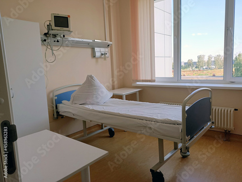 Schilderij op canvas Hospital ward with equipment