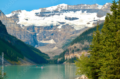 Fototapeta Naklejka Na Ścianę i Meble -  The beautiful turquoise blue Lake Louise near Banff Alberta Canada