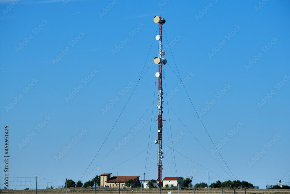 Telephone antennas, internet connection, 4g and 5g networks
