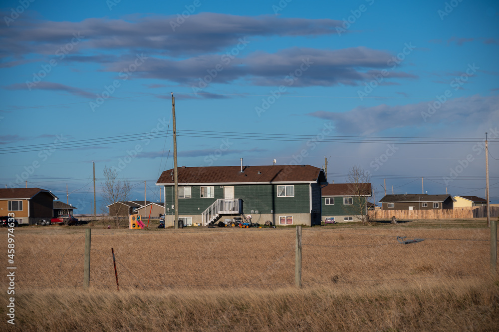 Obraz premium House on the Siksika Nation reservation in Alberta. Housing is a concerning issue for many First Nations people ion the Canadian prairies.