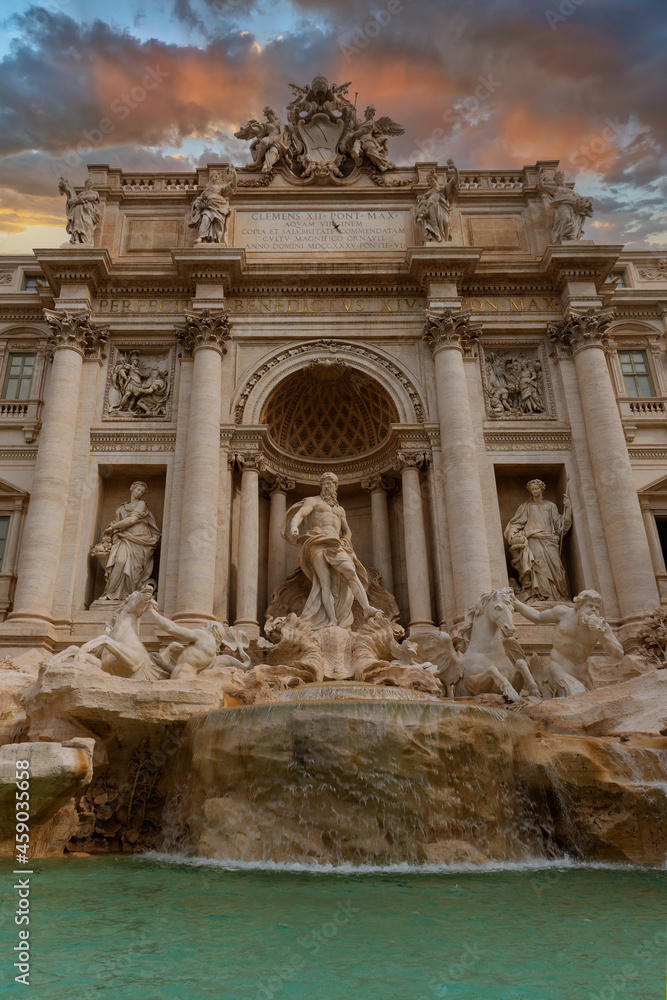 trevi fountain in Rome