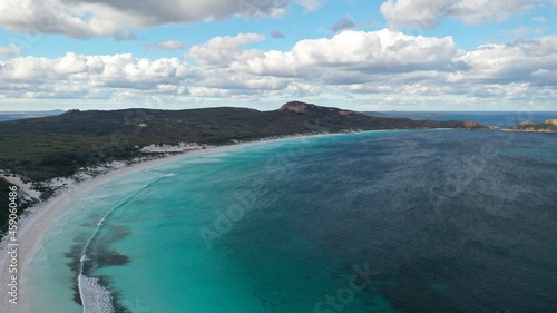 Fototapeta Naklejka Na Ścianę i Meble -  Lucky Bay Western Australia white sand beach blue ocean