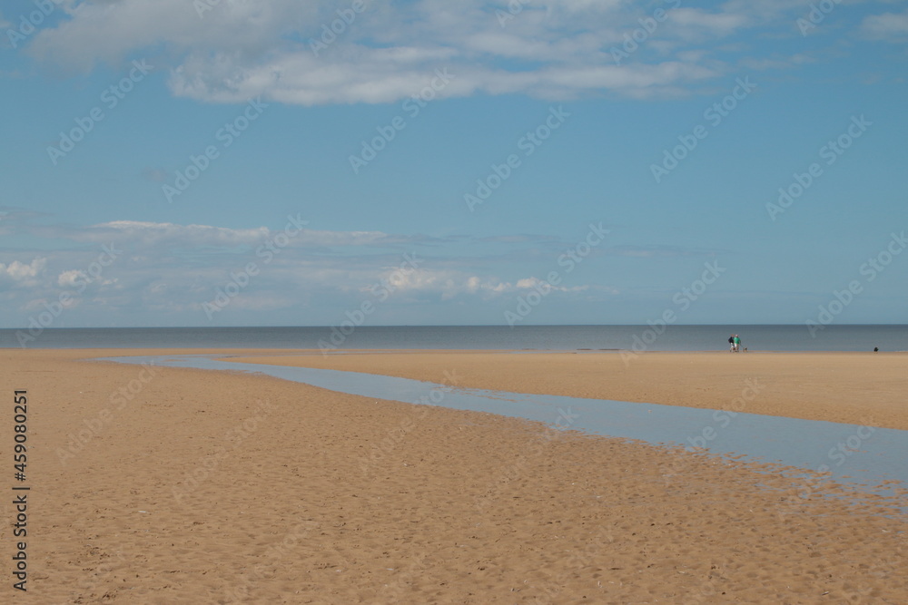 beach, sea, sky, sand, water, ocean, landscape, clouds, reflect, reflection, mirror, nature, coast, summer, cloud, horizon, blue, sun, shore, waves, day, coastline, surf, travel, holiday, lake, wave, 