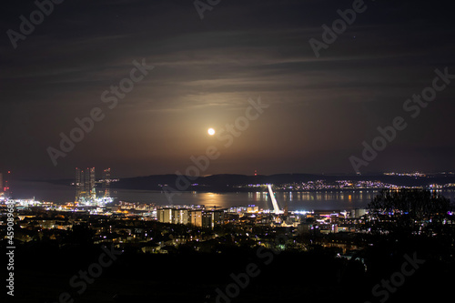 city harbour at night