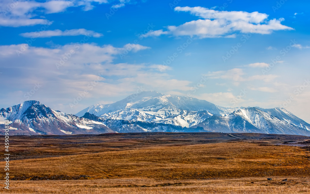 View of autumn mutnovsky volcano on the Kamchatka Peninsula